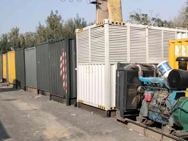 高淳200KW柴油发电机机组每小时油耗是多少？