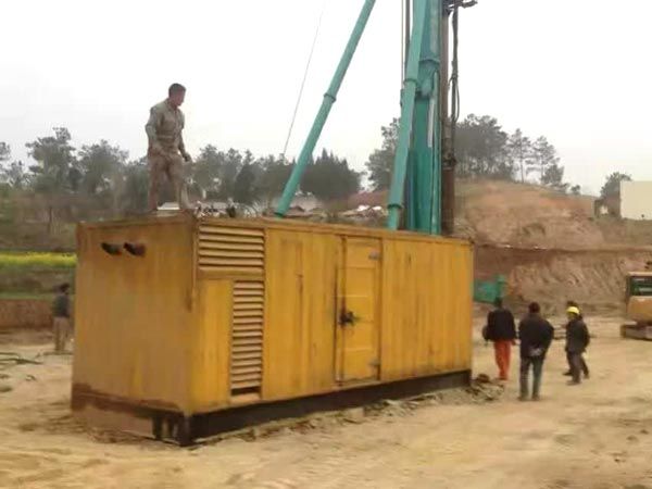 高淳如何判断水冷式机油散热器密封件是否需要更换？